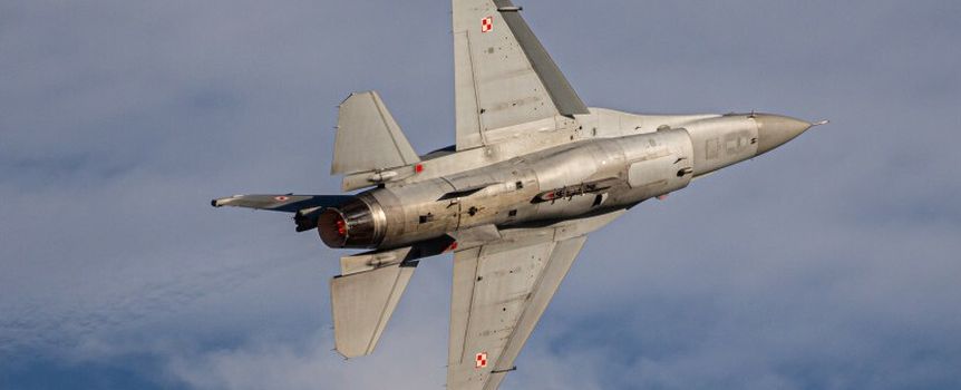 Polski myśliwiec F-16 (zdjęcie ilustracyjne)