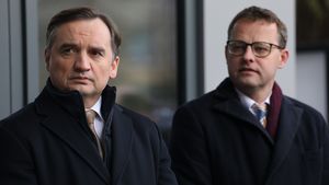 Zbigniew Ziobro i Marcin Romanowski w Warszawie, 2022 r.