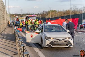 Wypadek na DK4  w Łomiankach