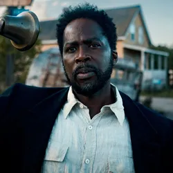 Stamtąd - kadr z serialu