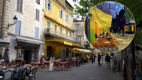 Kawiarnia na Place du Forum w Arles