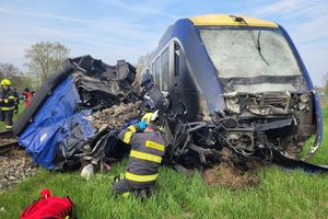 Pociąg zderzył się z ciężarówką na Słowacji