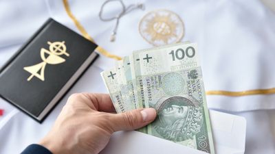 Drogi prezent na komunię? Fiskus może zażądać nawet 20 proc. podatku