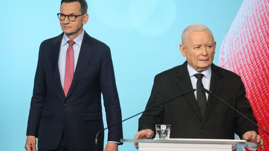 Były premier Mateusz Morawiecki i prezes PiS Jarosław Kaczyński