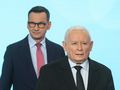 Jarosław Kaczyński ogłasza porozumienie z Mateuszem Morawieckim, jednak zamiast zrozumiałego dla wszystkich kompromisu powstaje polityczne dziwadło.