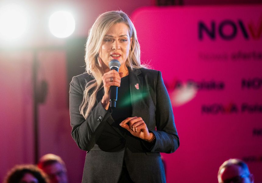 Partia Nowa Polska to wyjątkowo ciekawy przypadek. Powstała w 2025 roku, ale nadal jej notowania nie są uwzględniane w sondażach partyjnych, w związku z czym w ogóle nie wiadomo, jakie ma poparcie.