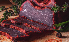 Pasturma. Turecka kuchnia i suszone mięso wołowe