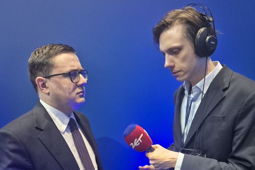 Minister energii Miłosz Motyka