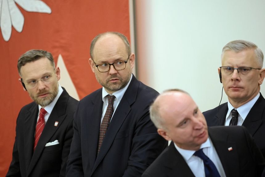  Od lewej: szef Kancelarii Prezydenta RP Zbigniew Bogucki , szef Biura Polityki Miedzynarodowej KPRP Marcin Przydacz, sekretarz stanu w KPRP Wojciech Kolarski i szef BBN Slawomir Cenckiewicz