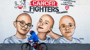 Mural poświęcony Fundacji Cancer Fighters na ulicy Hetmańskiej w Poznaniu