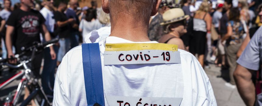 Protest antyszczepionkowców.