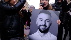 Marsz, podczas którego upamiętniono zmarłego tragicznie posła Łukasza Litewkę 