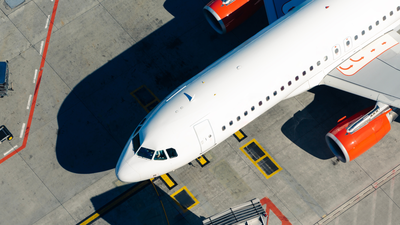 Loty odwołane, rosną ceny biletów lotniczych