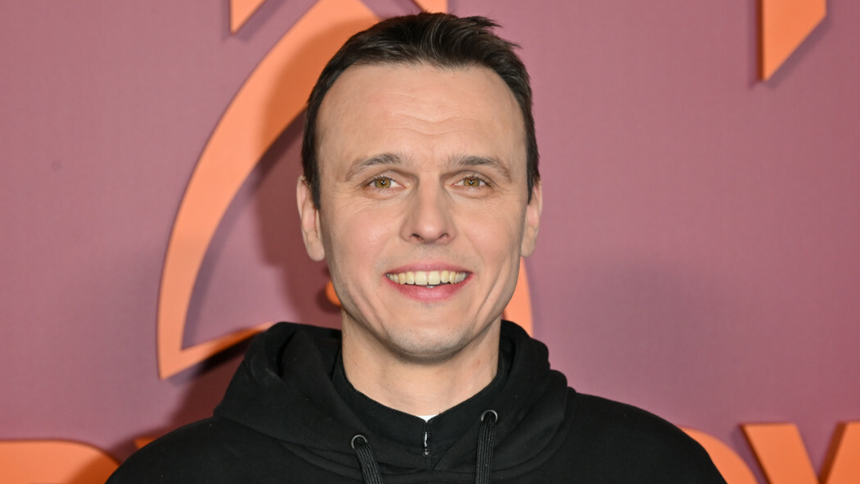 Ksiądz z „The Traitors. Zdrajcy” mówi, ile zarabia. Padła konkretna kwota