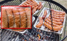 Kiełbasa na grilla w majówkę