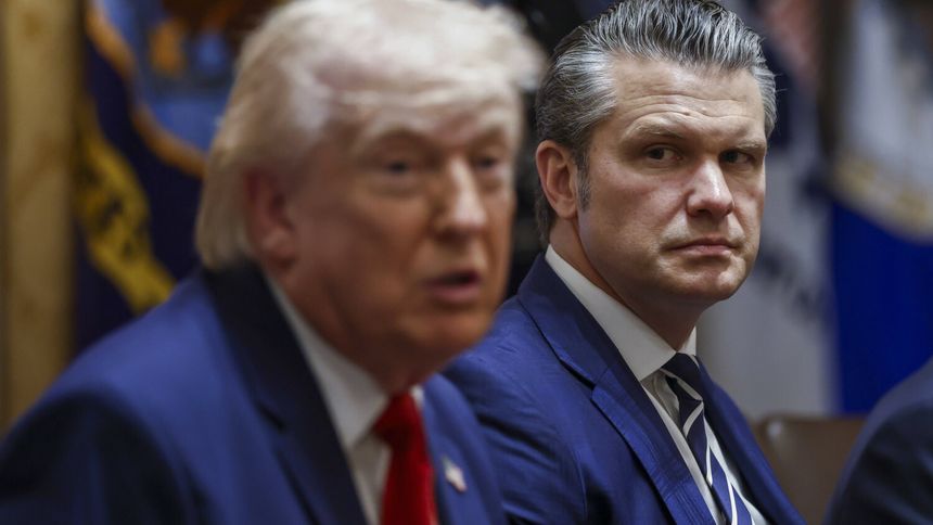 Donald Trump i Pete Hegseth