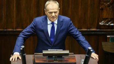 „Proponuję od tego zacząć”. Tusk komentuje zapowiedzi ws. nowej konstytucji