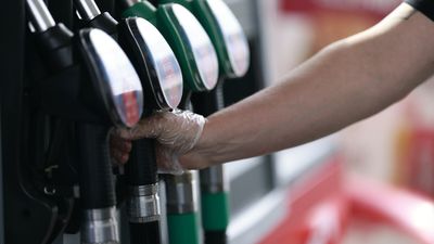 Nowe ceny na stacjach we wtorek 5 maja. Kierowcy złapią się na portfele
