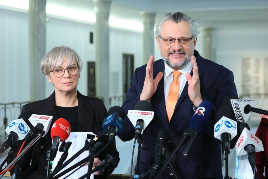 Senator Tomasz Lenz z wicemarszałkinią Sejmu Dorotą Niedzielą