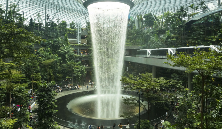 Wodospad w Jewel Changi
