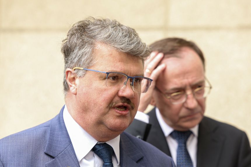 Centralne Biuro Antykorupcyjne miało zniknąć z początkiem października 2026 roku, ale ostatecznie do tego nie dojdzie, bo 11 maja prezydent Karol Nawrocki zawetował ustawę likwidującą biuro.
