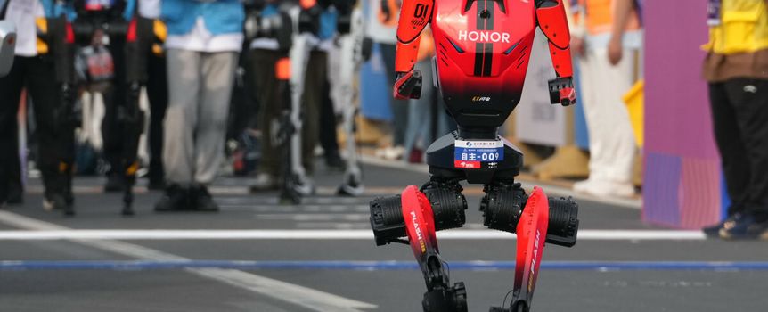Robot Shandian wygrał półmaraton