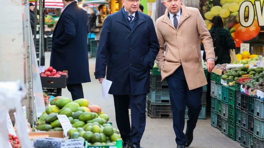  Przemysław Czarnek i Mateusz Kurzejewski, wicerzecznik PiS
