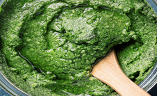 Pesto z pokrzywy
