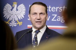 Szef MSZ Radosław Sikorski