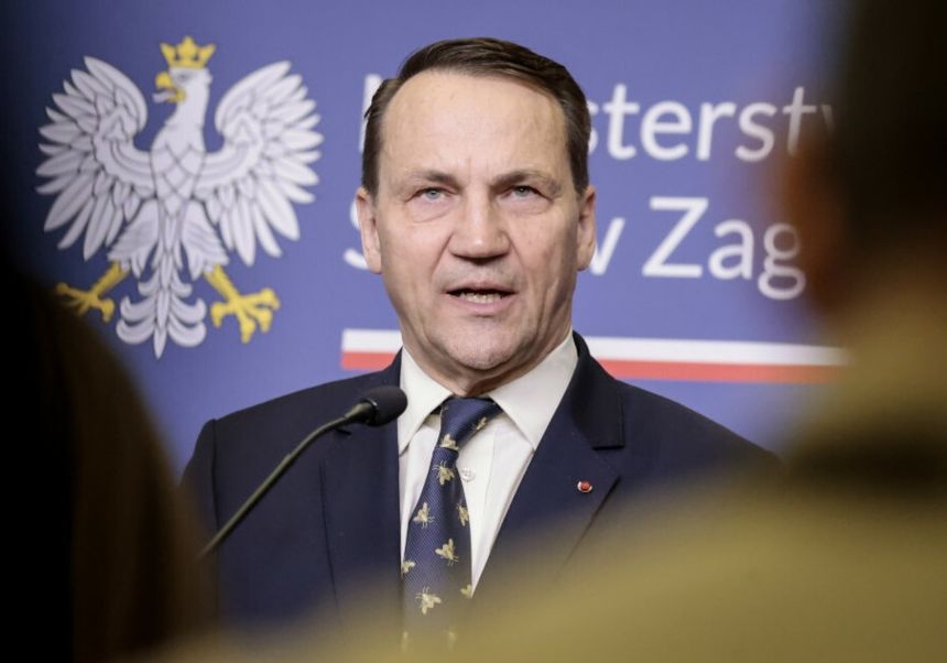 Szef MSZ Radosław Sikorski