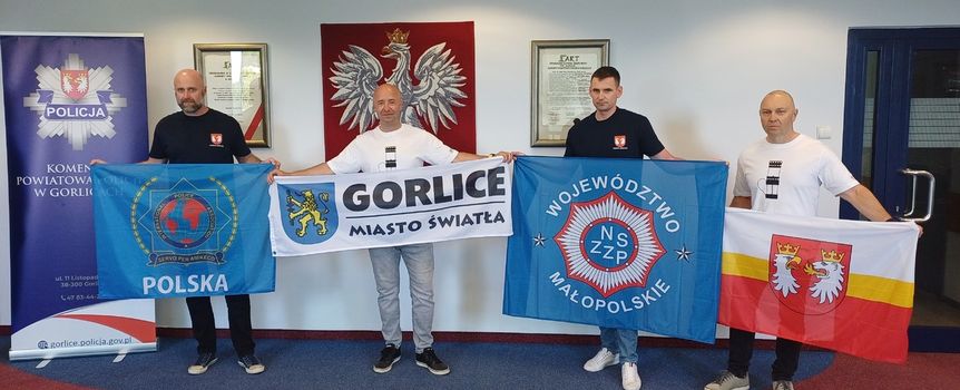 Policjanci z Gorlic zbierają pieniądze dla chorej Mileny