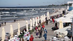 Kołobrzeg w czerwcu 2021, promenada