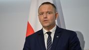 Karol Nawrocki nie rezygnuje z ujawnienia jednego z najbardziej skrywanych  dokumentów III RP. Tajny aneks do raportu z likwidacji WSI wraca do Pałacu Prezydenckiego.