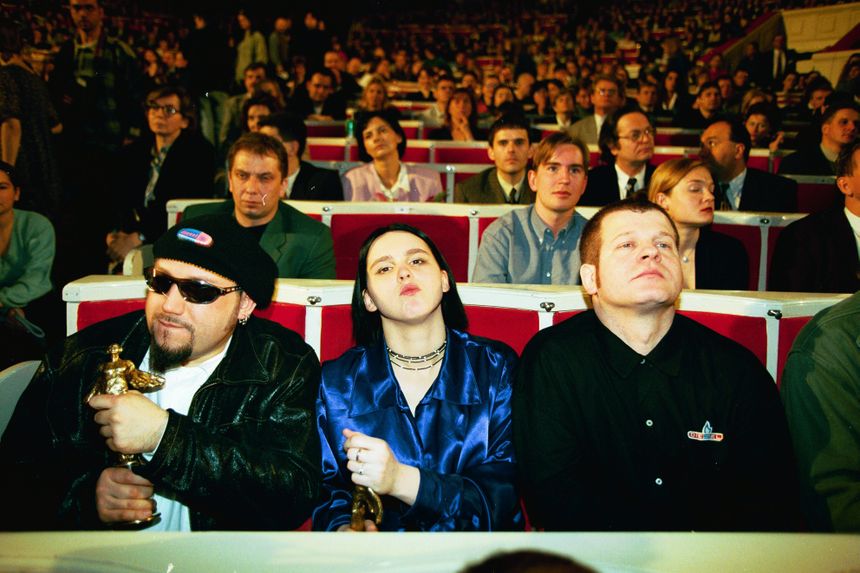 O.N.A.: Grzegorz Skawiński, Agnieszka Chylińska, Waldemar Tkaczyk podczas gali wręczenia Nagród Muzycznych Fryderyki '96
