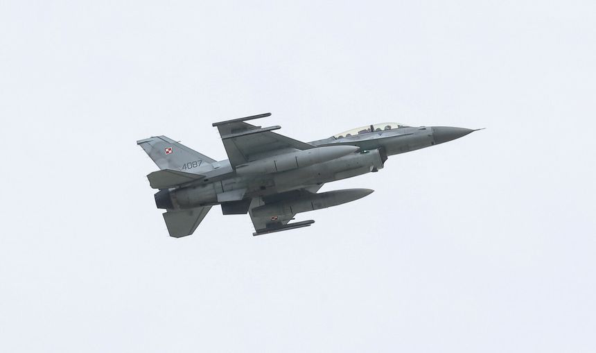 F-16
