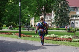 Seniorka w uzdrowisku