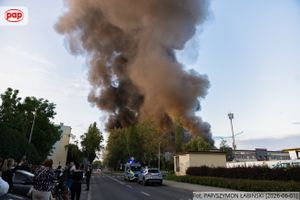 PŁOCK POŻAR HALI USŁUGOWO-MAGAZYNOWEJ