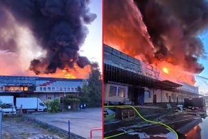 Pożar hali w Płocku