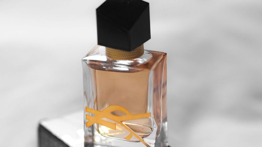 Perfumy Saint Laurent na wyprzedaży w Rossmannie