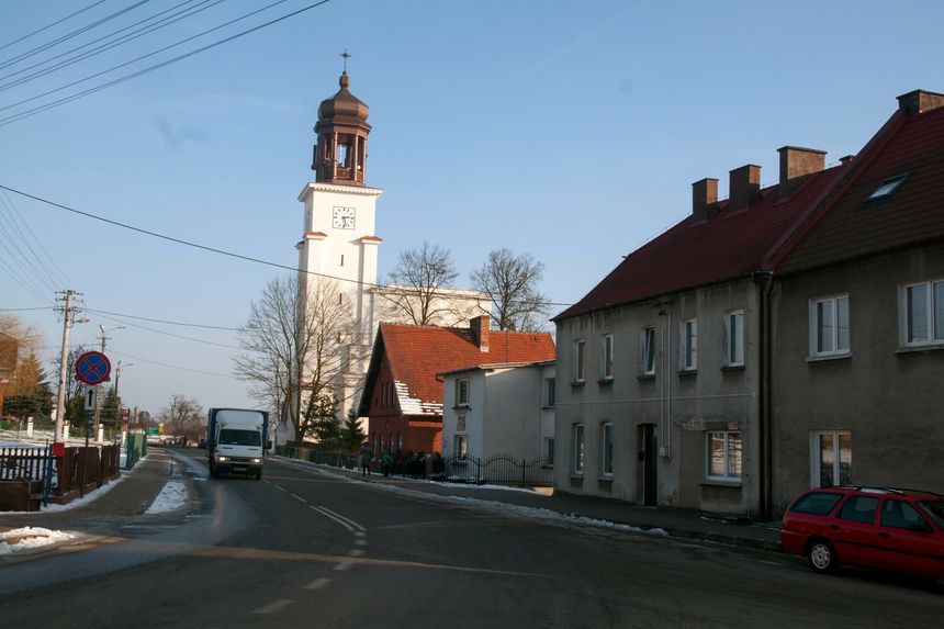Parafia Podwyższenia Krzyża Świętego w Osiu