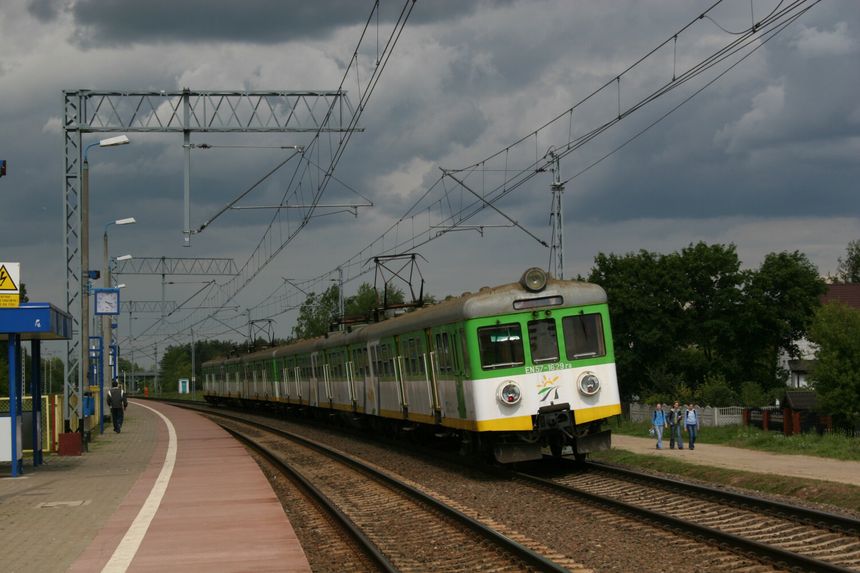 pociąg, burza