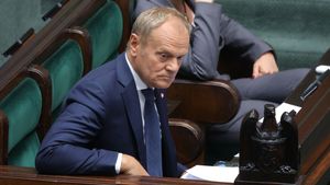 Tusk zrugał prawicę w Sejmie 