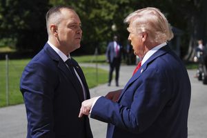 Prezydent Karol Nawrocki i prezydent USA Donald Trump