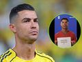 Cristiano Ronaldo czekający na murawie na rozpoczęcie meczu.