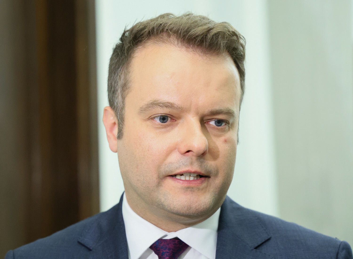 Politycy PiS weszli do szpitali w Warszawie. „Jest próba rozmydlenia tej afery”