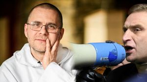 O. Paweł Gużyński i Robert Bąkiewicz