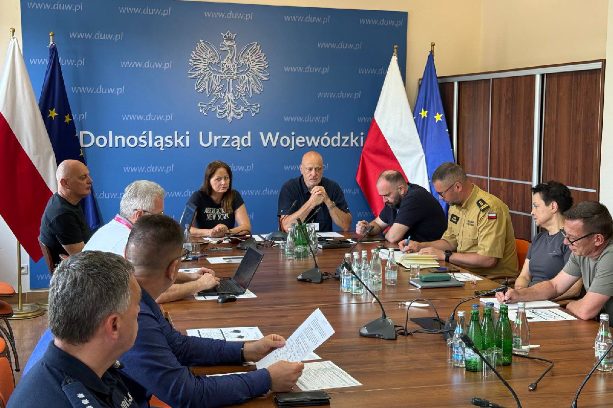 Zwołano sztab kryzysowy na Dolnym Śląsku. „Służby w pełnej gotowości"