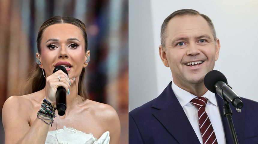 Na zdjęciu: po lewej stronie Doda z mikrofonem, po prawej Karol Nawrocki uśmiechający się, trzymający mikrofon.
