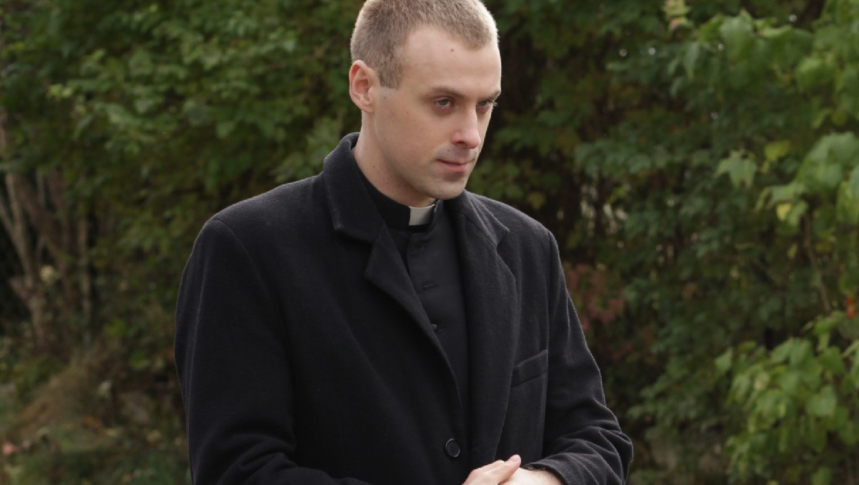Wystąpi w nowym sezonie "Rancza". Tak dziś wygląda ksiądz Maciej
