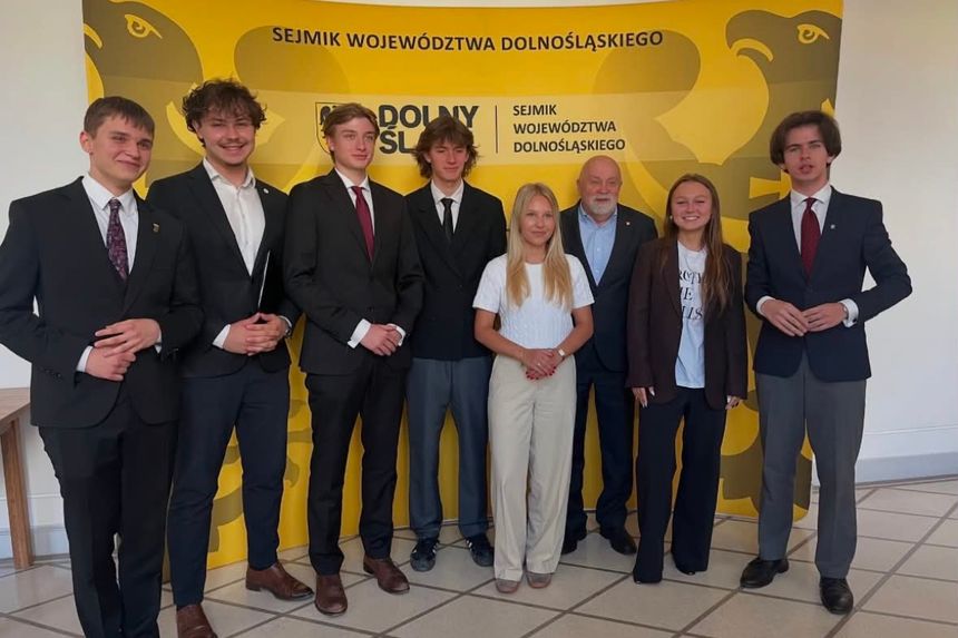 Młodzież w Sejmiku Województwa Dolnośląskiego